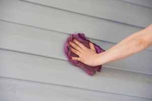 Four Easy Tips to Maintain Vinyl Siding